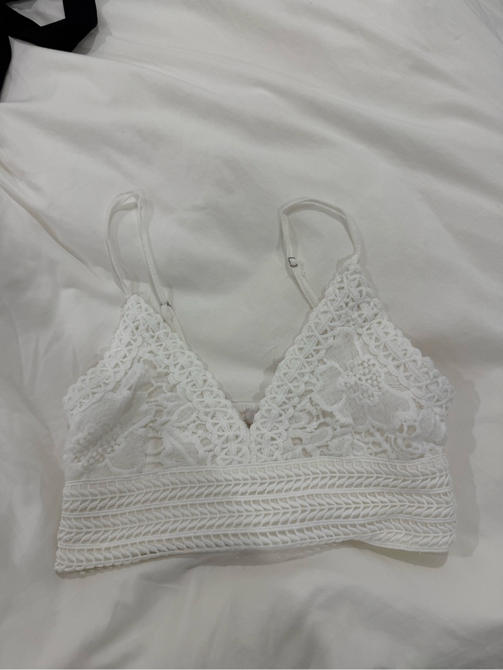 Lace V-Neck Bralette in White Women CropTop
